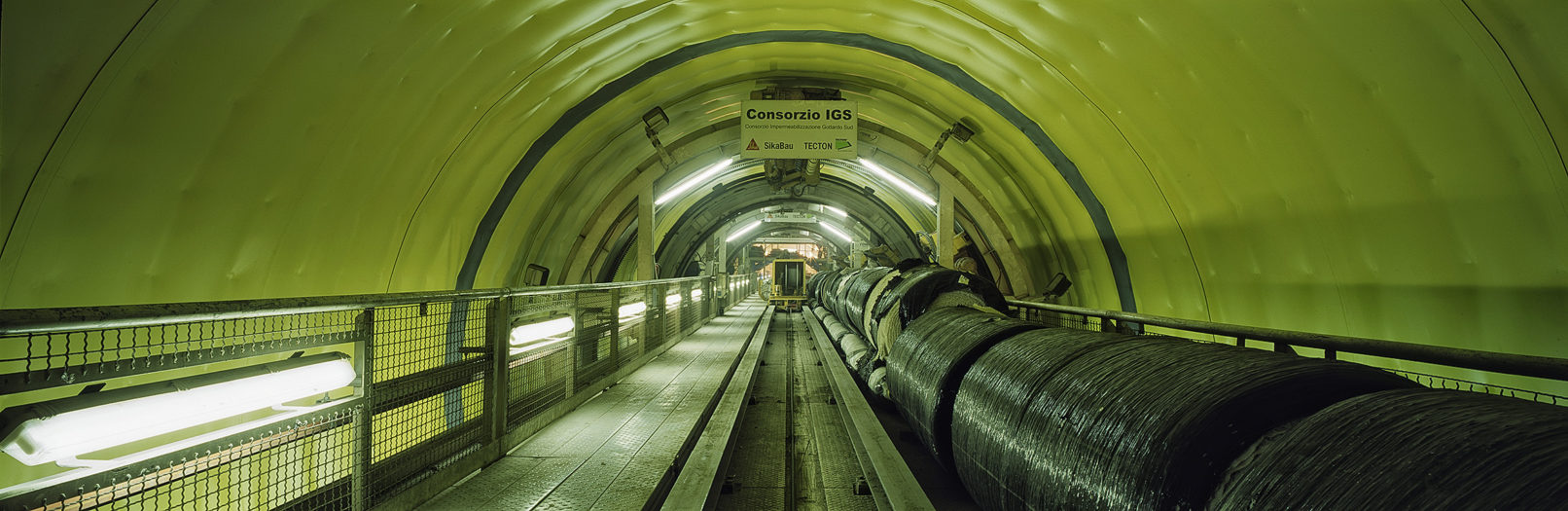 Tunnel Ost, Einbau Schutzfolien, Oktober 2008